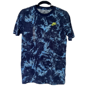 Nike Sportswear Older Kids Tee Size XL #KT106